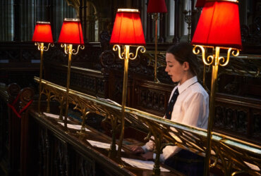 Werner Mäder at photoSCHWEIZ: Decisive Moments of Devotion